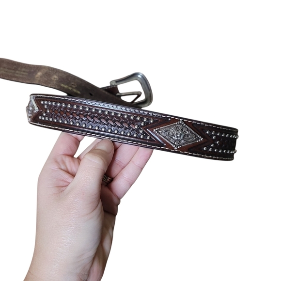 Ariat Brown Belt With Silver Tone Hardware And Embellishments